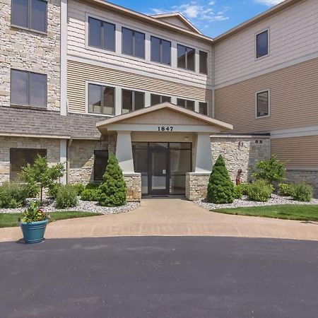 Sugar Beach Villa 1012 Luxury Waterfront Condo Traverse City Exteriör bild